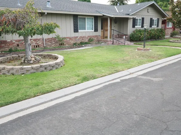 504 Robin Hood Dr, Modesto, CA 95350