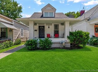 946 E Maple St, Jeffersonville, IN 47130