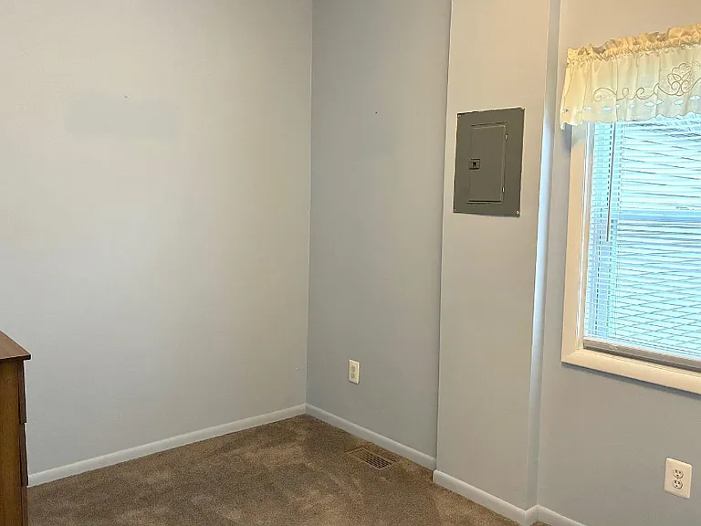 403 Polk St — Photo 4