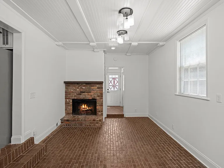1001 Horseshoe Dr — Photo 14