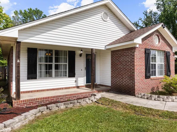 113 Byrd Ave, Petal, MS 39465