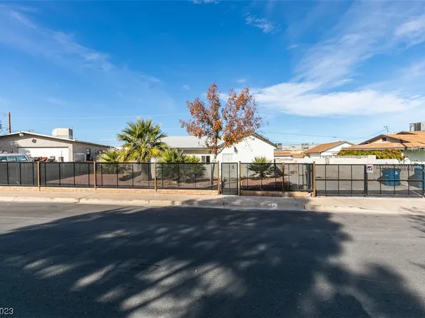 34 Arkansas Ave, Henderson, NV 89015