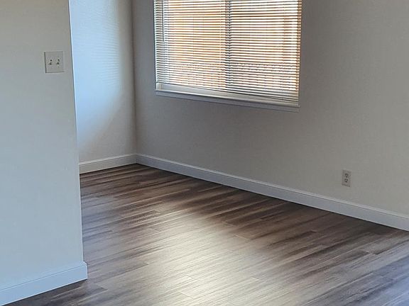 3rd image of 2180 Carlmont Dr APT 9