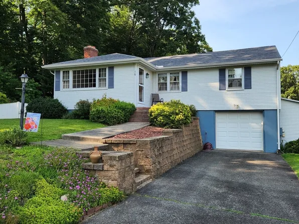 16 Laura Cir, Agawam, MA 01001