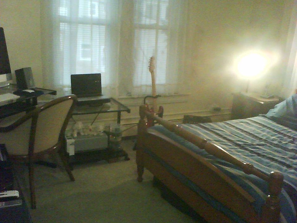 bedroom1