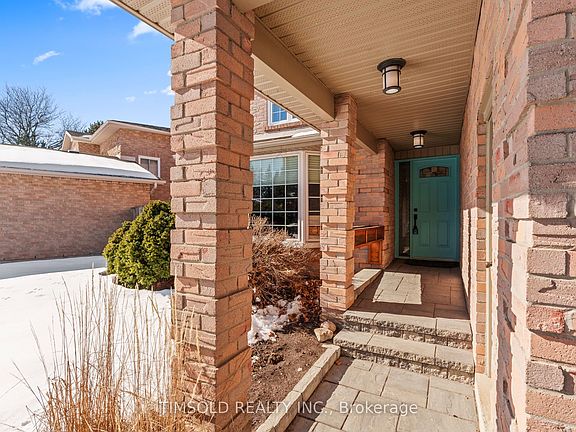 3rd image of 50 Kings College Rd