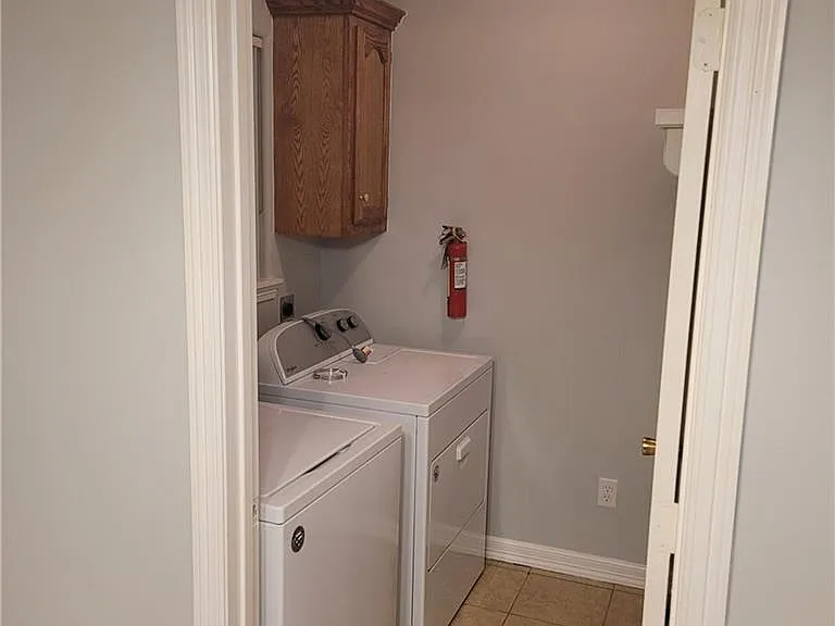 2321 Candlelight Ln #4 — Photo 7