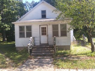 8959 Holton Rd, Holton, MI 49425