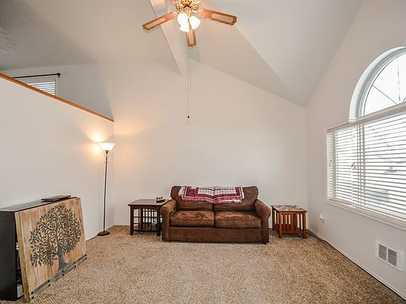 3rd image of 1225 Caysie Ln