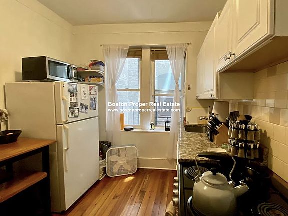 108 Myrtle #12 Boston - Beacon Hill Unit Photo 7