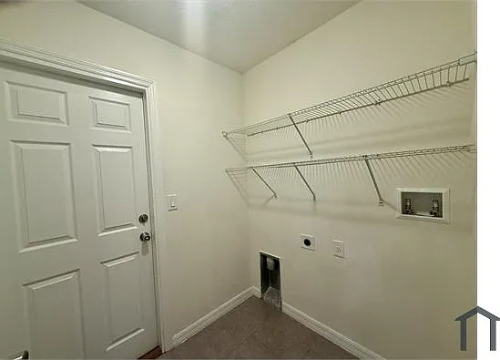 350 W Court St #A — Photo 12