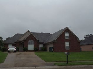 1705 Greencliff Dr, Southaven, MS 38671