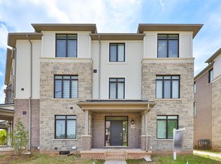 2168 Postmaster Dr, Oakville, ON L6M2Z4