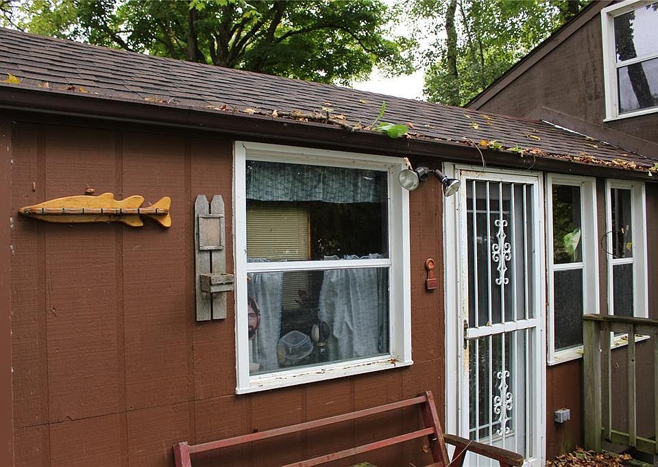 1st image of 26239 221st Ave