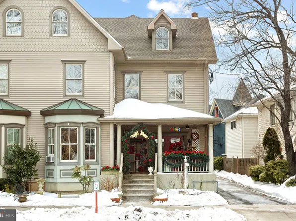 24 Ellis St, Haddonfield, NJ 08033