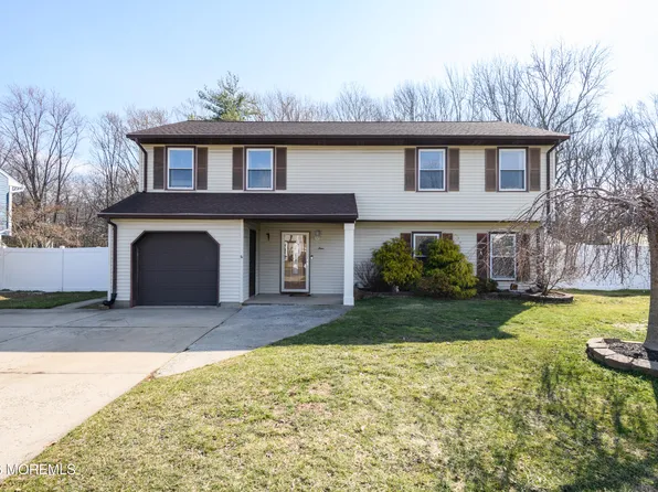 4 Colgate Court, Hazlet, NJ 07730