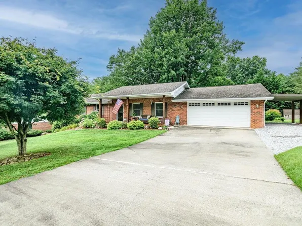 87 Still Meadow Dr, Pisgah Forest, NC 28768
