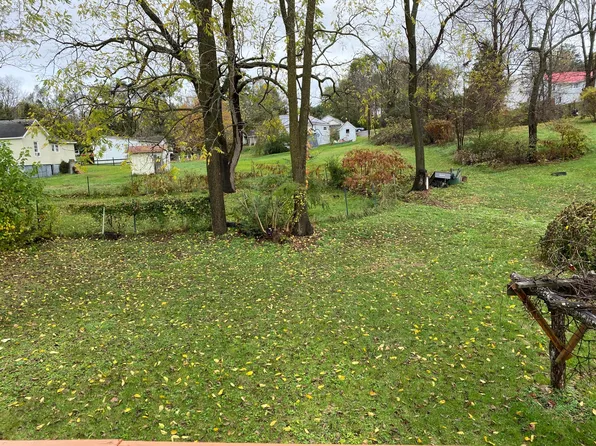 270 N 24th St, Wytheville, VA 24382