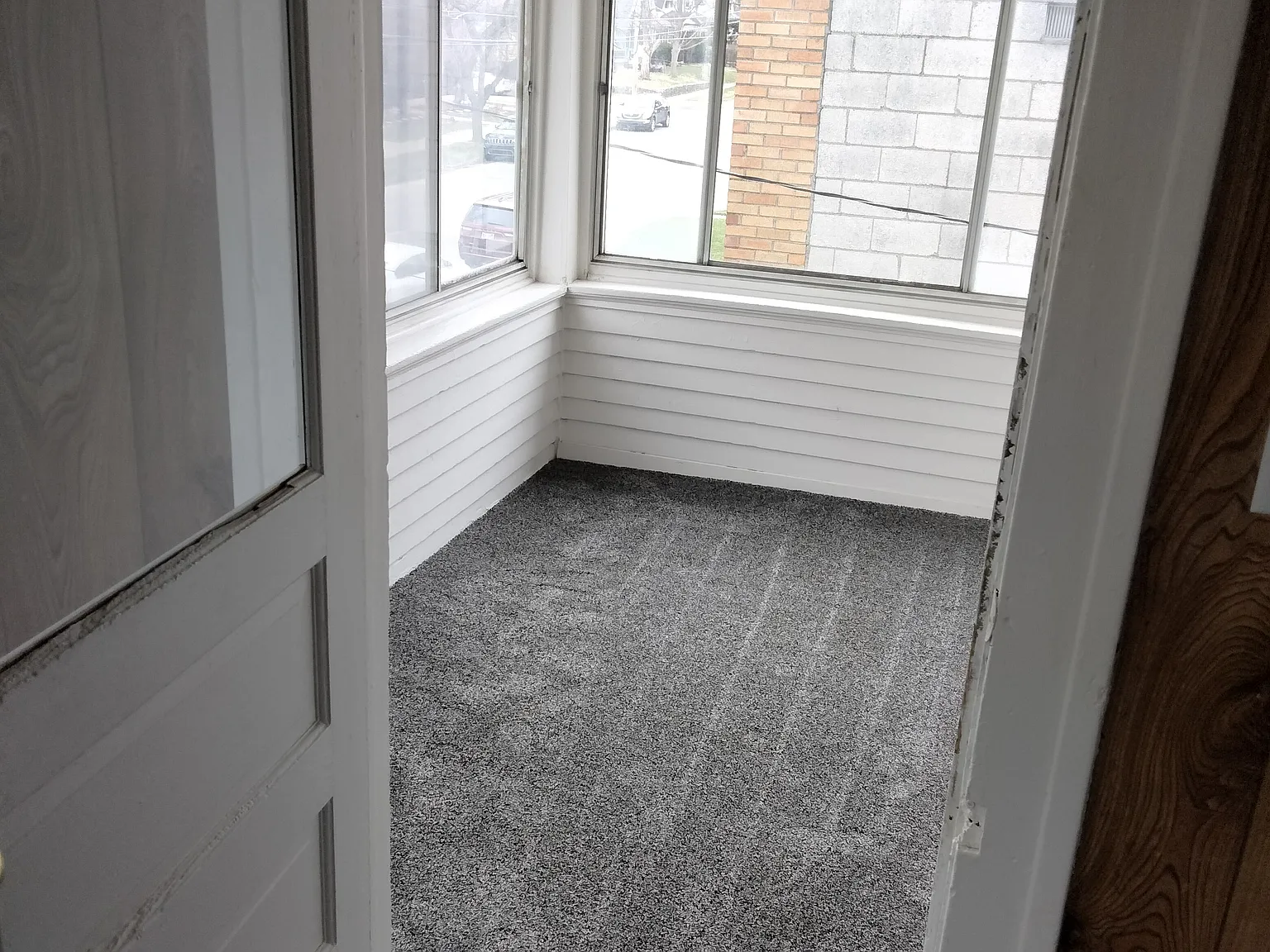 2 bed, 2616 sqft, $765 — Photo 2