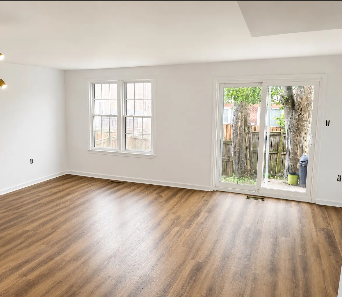 3 bed, 3.5 bath, 2234 sqft, $3,200 — Photo 2