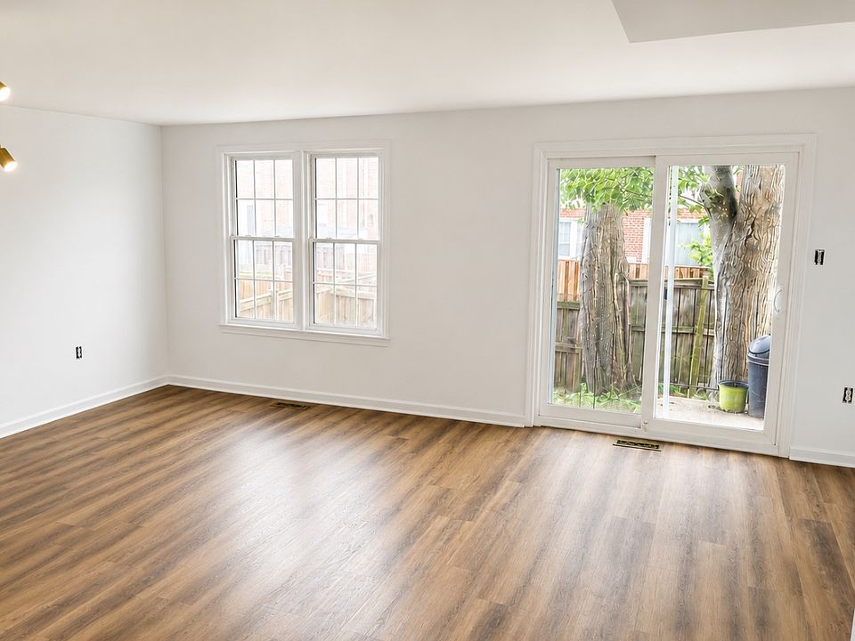 2nd image of 8105 Kenova Ln
