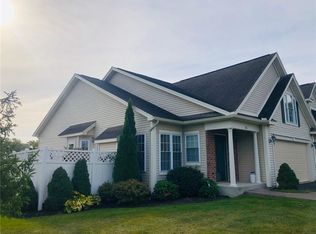 24 Eagle Pine Way, Rochester, NY 14623
