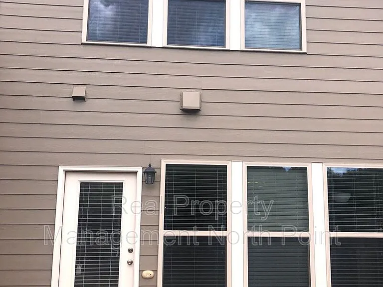 1175 Hampton Oaks Dr — Photo 27