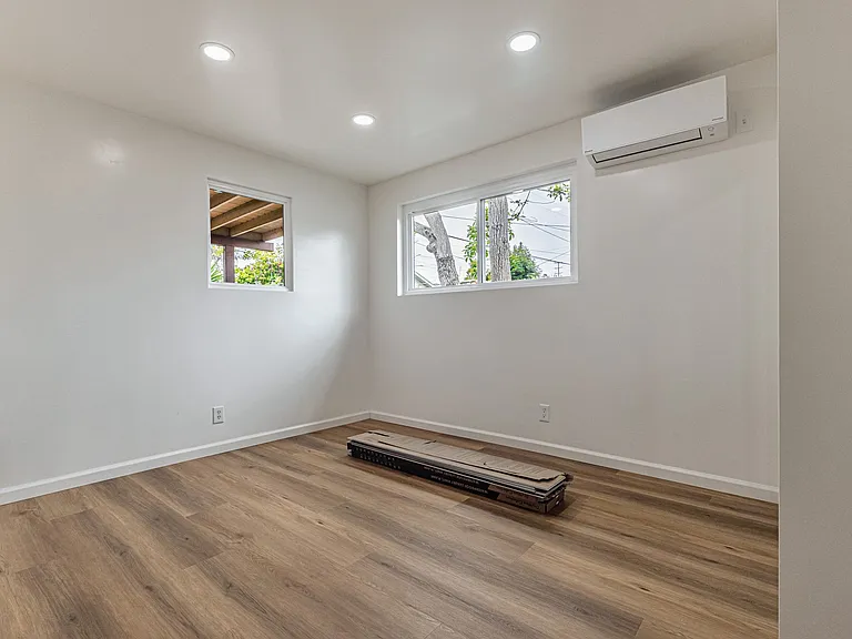 12856 Rubens Ave — Photo 18