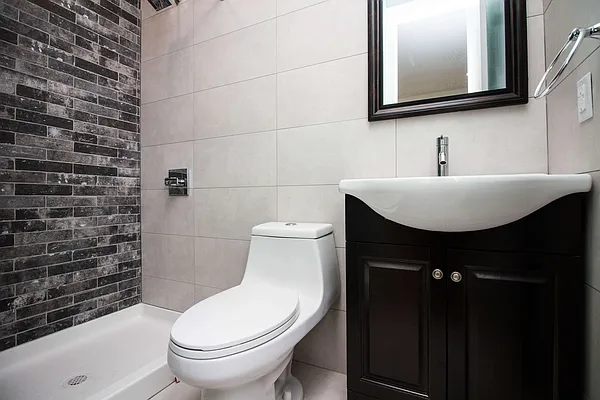 Rented by Nooklyn NYC LLC | media 25