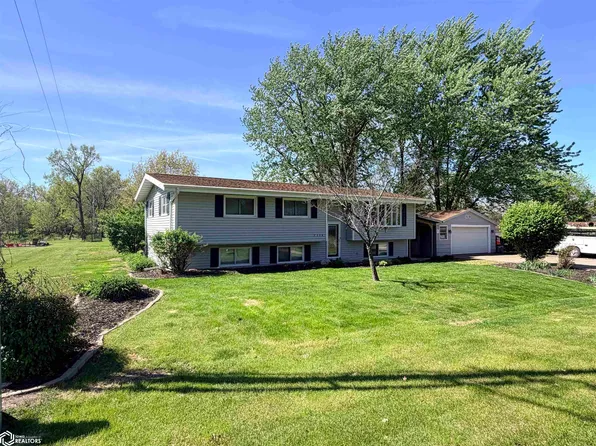 3308 W Jefferson Ave, Fairfield, IA 52556