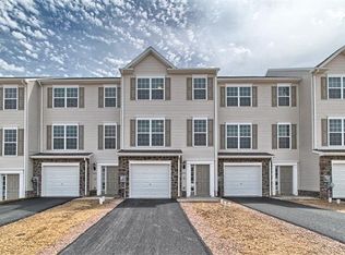 373 Mesa Ln, York, PA 17408