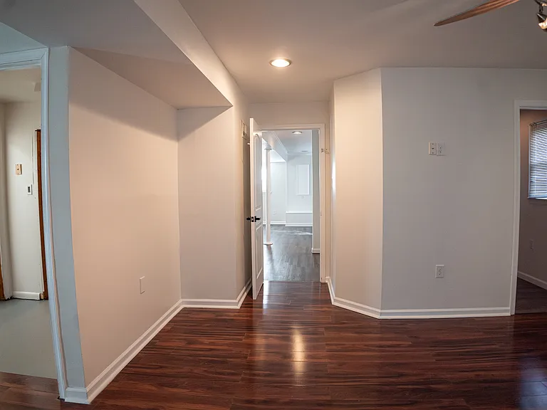 13227 Sturbridge Rd — Photo 26