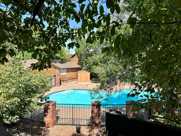 2217 S Buckley Rd APT 201, Aurora, CO 80013
