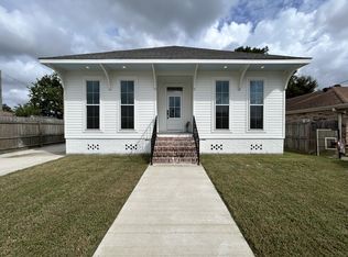 309 Lynx Dr, Arabi, LA 70032