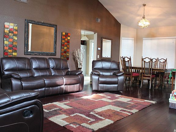 5th image of 1709 Bridgecreek Dr
