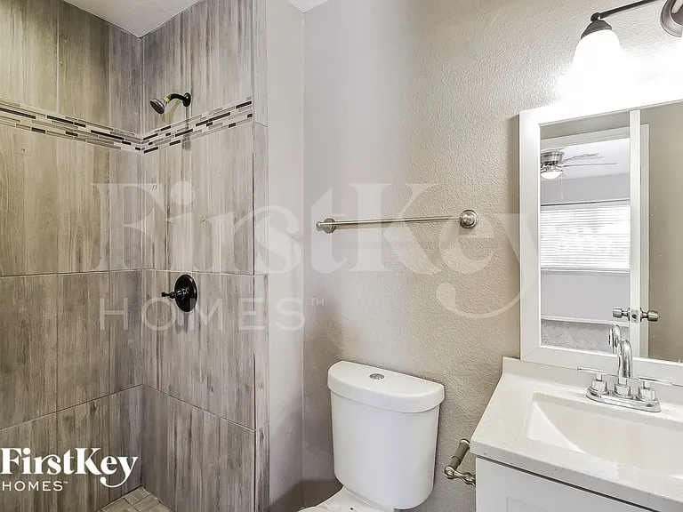 6381 Newville Ave — Photo 10