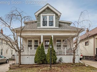 1429 Maryland St, Grosse Pointe Park, MI