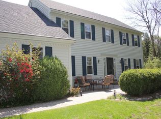 12426 N River Rd, Mequon, WI 53092