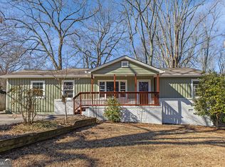 5800 Crabapple Dr SW, Mableton, GA 30126