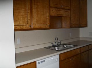 8237 Glenwoods Dr, Riverdale, GA 30274