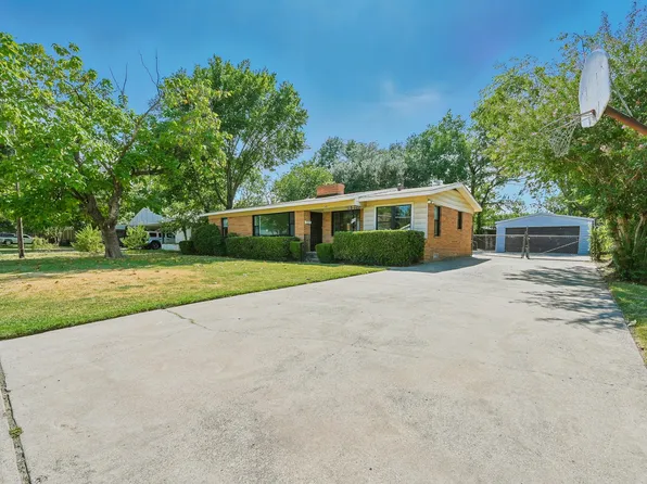 617 Ridgecrest Dr, Irving, TX 75060