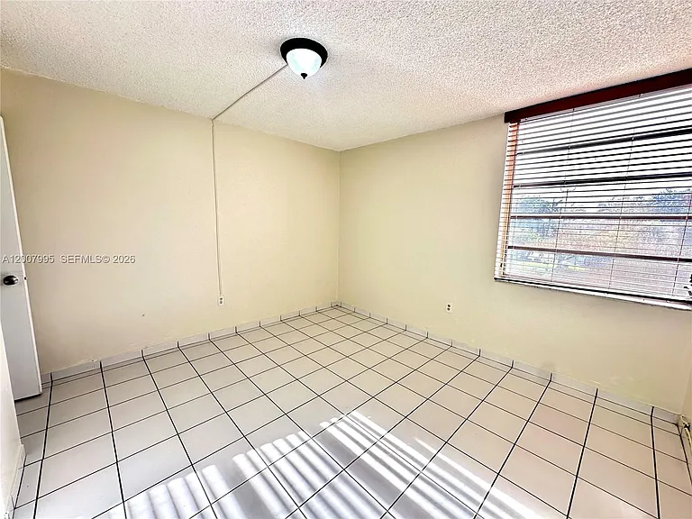 802 NW 87th Ave #315 — Photo 10