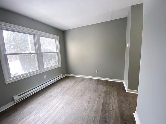 5th image of 5322 E Seneca St #12
