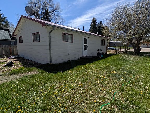2nd image of 463 N Carrington Ave