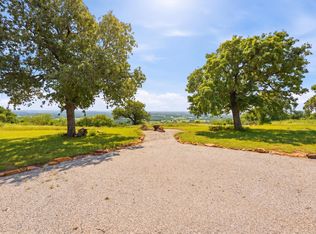 582 Clara Ln, Santo, TX 76472