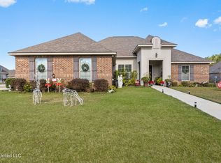 12935 Hebert Cv, Vancleave, MS 39565