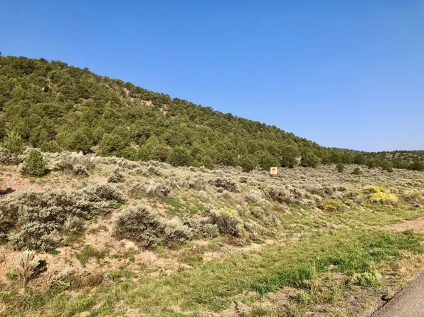 1765 S Riverview Dr, Panguitch, UT 84759