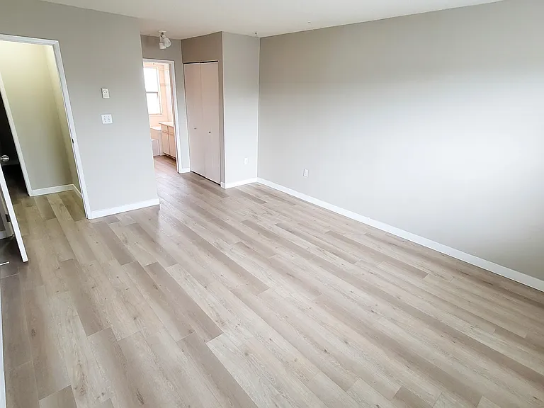 33361 Old Yale Rd — Photo 9