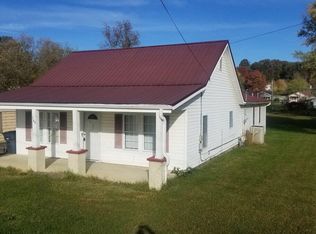 548 Cedar St, Mt Carmel, TN 37645