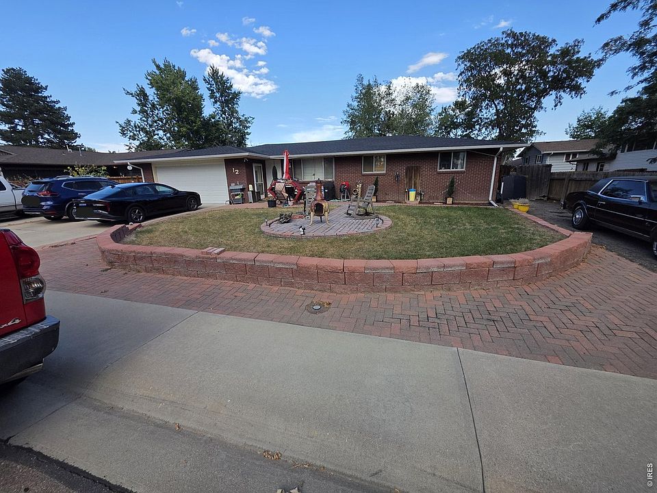 1st image of 12 Huntington Ct